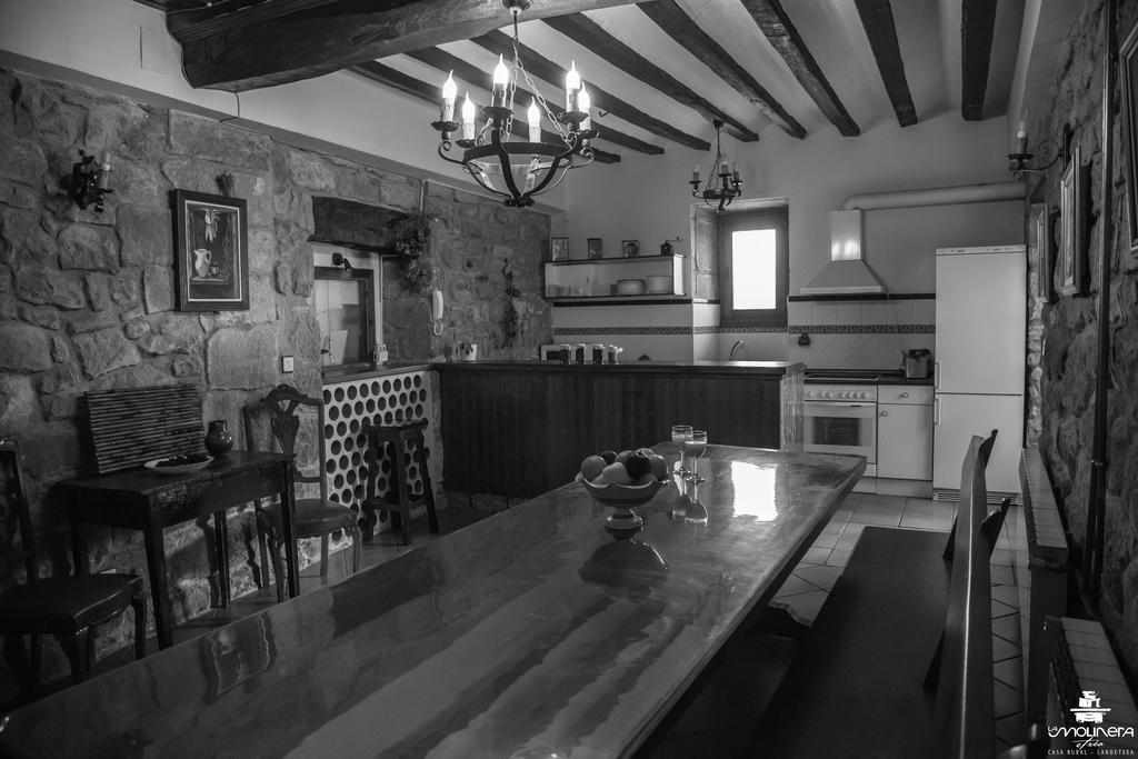 Casa Rural La Molinera Etxea Samaniego Eksteriør billede